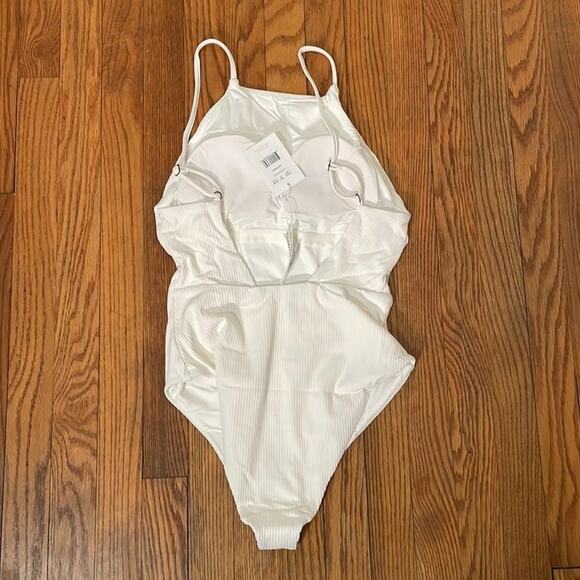 Andie Swim Coconut White Asbury Ribbed One Piece Swimsuit - Picture 2 of 2